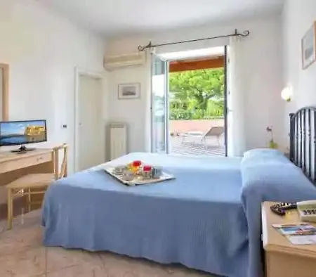 ホテル Eden Park Ischia
