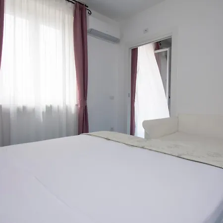 Hotel Eden Park 4*